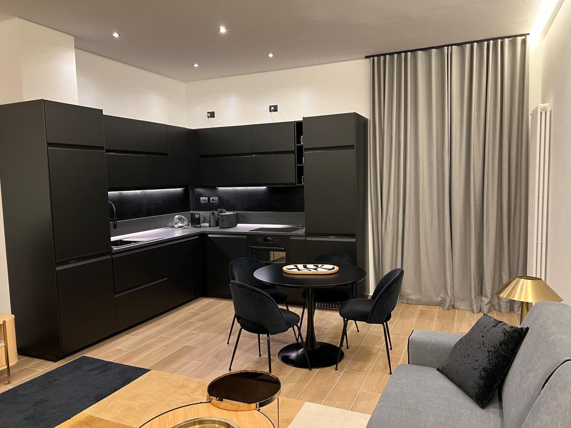 Luxury Apartment Navigli Милано Екстериор снимка